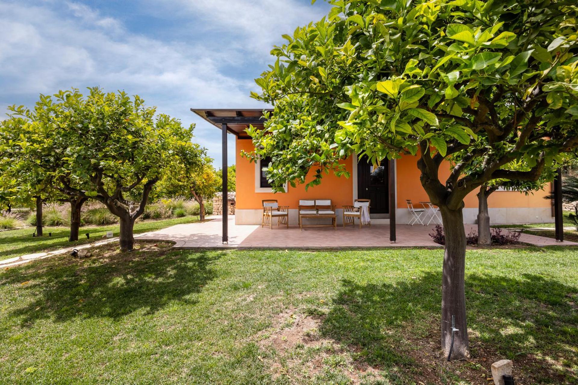 Fiore Di Vendicari B&B - Sicilian Charme, Lemon Grove And Sea Noto Dış mekan fotoğraf